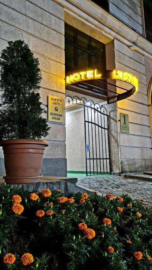 ホテル Georgian House クタイシ エクステリア 写真